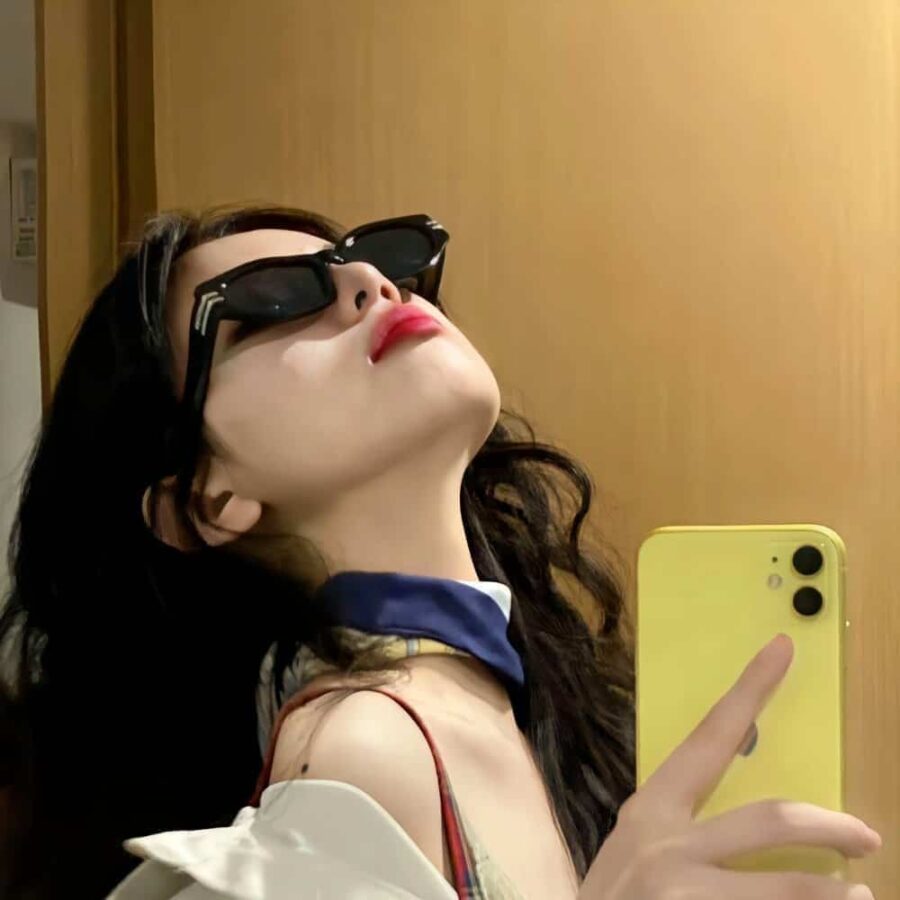 好看的朦胧ins风高级感甜美女生头像 惹男孩心疼的真人照片女孩头像_25