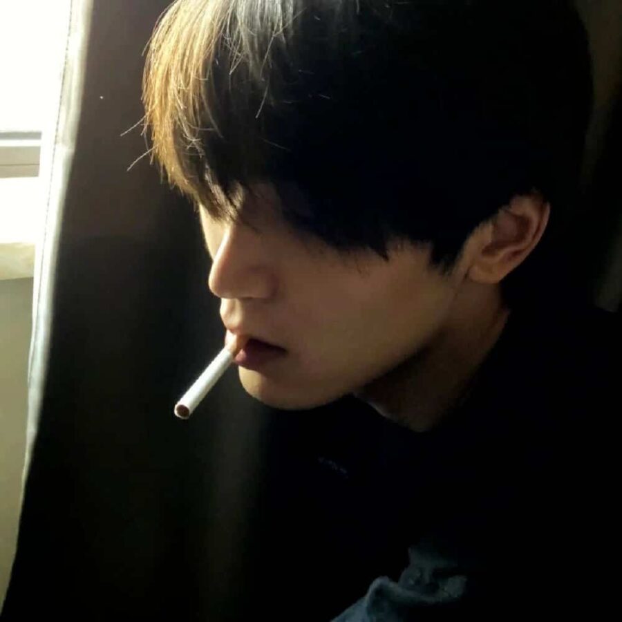 女孩喜欢的禁欲系优质男生头像 高级慵懒小众冷淡风男头_11