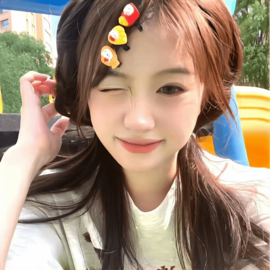 夏日甜美多巴胺真人女孩头像 可爱纯欲女生头像图_5