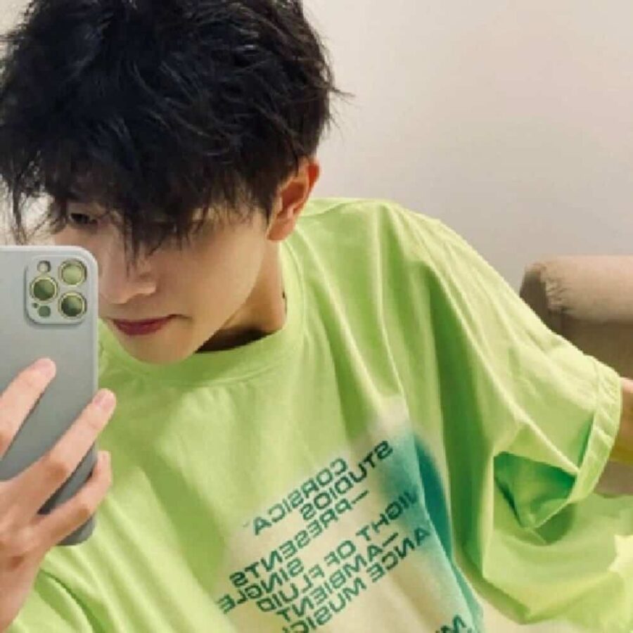 冷酷帅气适合永久不换的男生头像  优质超拽的真人照片男头_9
