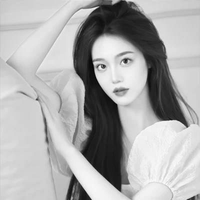 好看简单的女生头像黑白真人_17