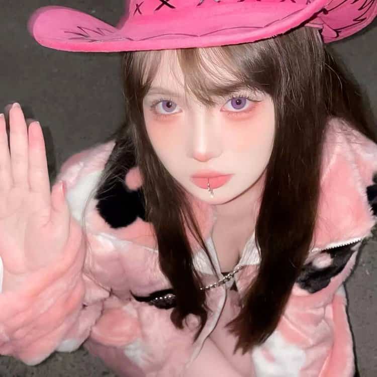 甜美可爱女孩真实生活照微信头像 软妹必备适合开学好看的女生头像_2