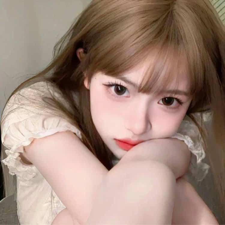 甜美可爱女孩真实生活照微信头像 软妹必备适合开学好看的女生头像_4