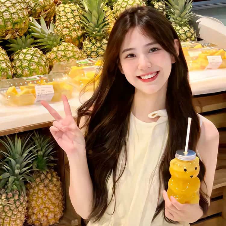 甜美可爱女孩真实生活照微信头像 软妹必备适合开学好看的女生头像_12