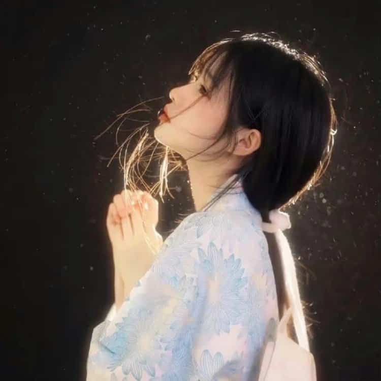 甜美可爱女孩真实生活照微信头像 软妹必备适合开学好看的女生头像_22