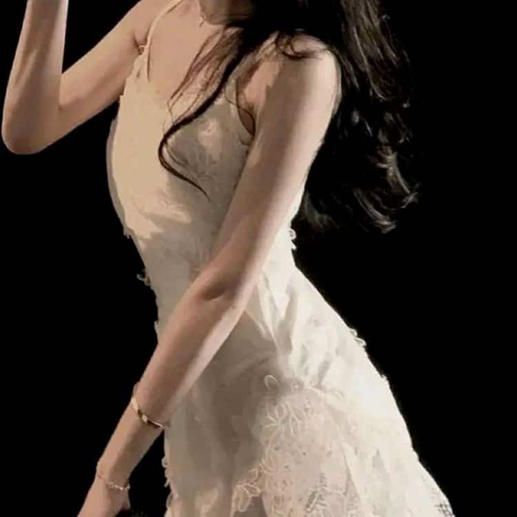 又纯又欲的真人女生部位头像高清图 没人敢用的污系情头_15