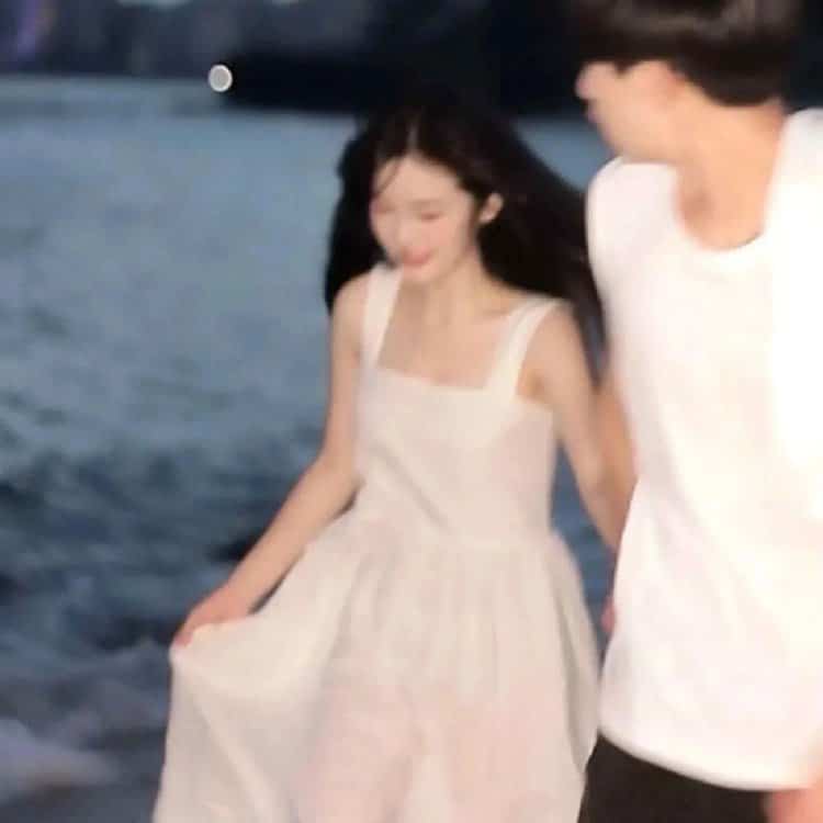 男朋友会喜欢的真人情侣头像高清图 高级感不俗气的氛围感情头_2