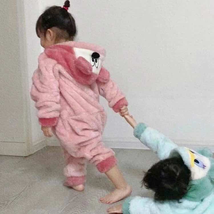 超萌可爱真人小孩子情侣头像图 二人专用小孩情头一人一张_17