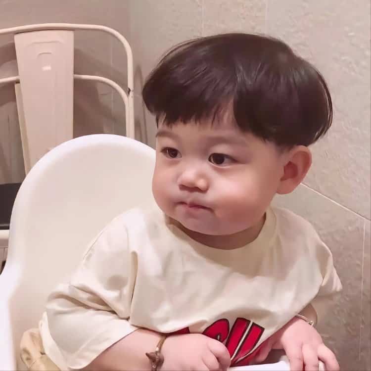 超萌可爱真人小孩子情侣头像图 二人专用小孩情头一人一张_12