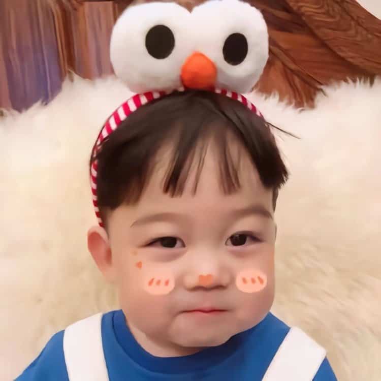 超萌可爱真人小孩子情侣头像图 二人专用小孩情头一人一张_10