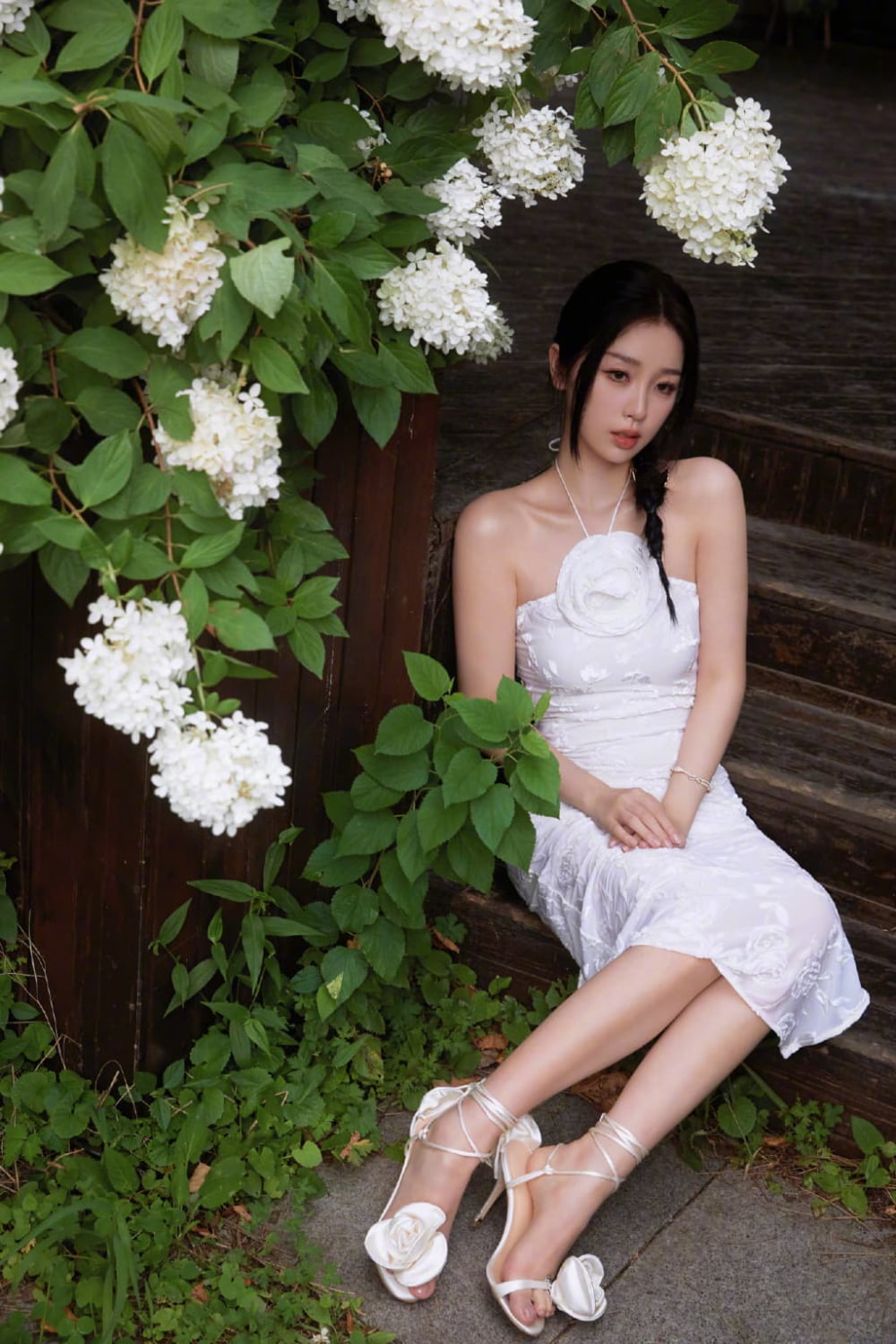 冯女郎虞书欣清冷白玫瑰造型照片_5