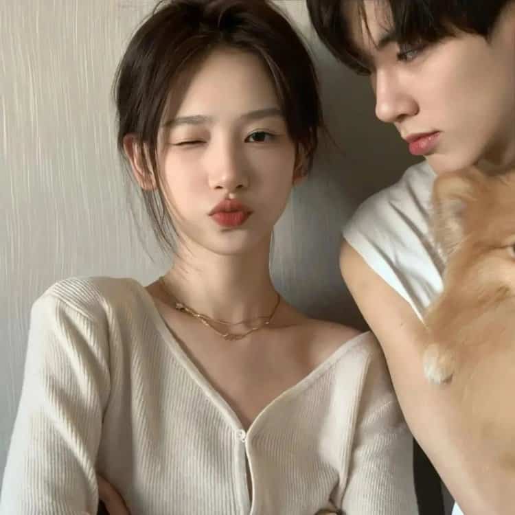 看了会脸红的禁欲系真人情侣头像 御姐萝莉范又纯又欲男女情头_18