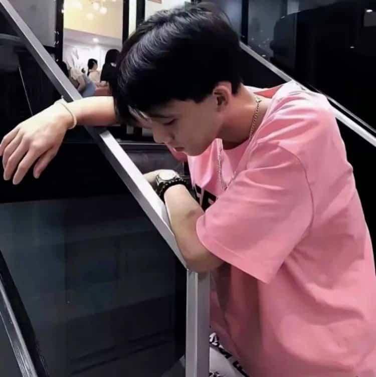 冷门小众ins氛围感拉满的真人照片优质情头 既惊艳又耐看的情侣头像_4