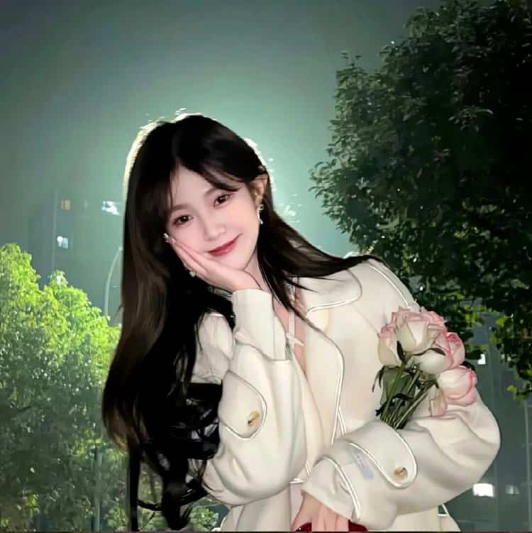冷门小众ins氛围感拉满的真人照片优质情头 既惊艳又耐看的情侣头像_1