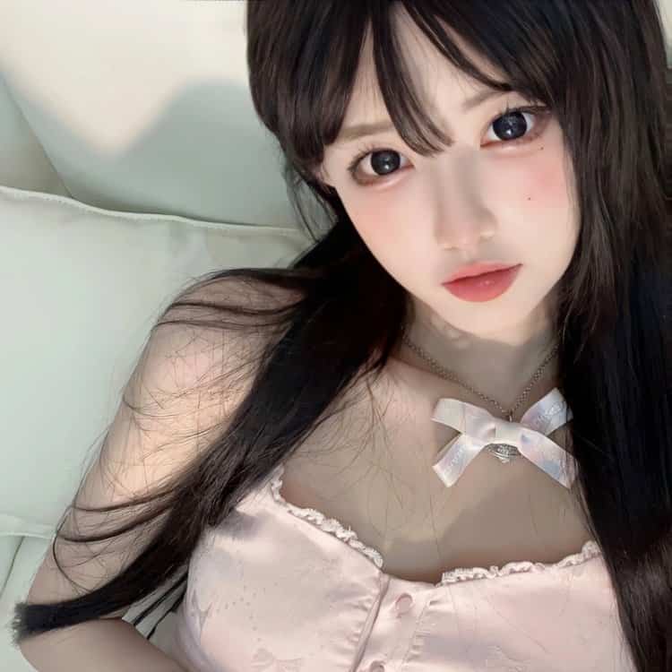 纯欲高级质感ins风氛围感很强的真人照片女头 高颜值女生微信头像_14