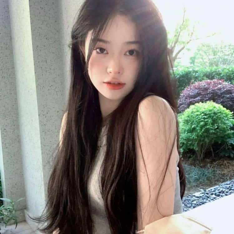 纯欲高级质感ins风氛围感很强的真人照片女头 高颜值女生微信头像_15