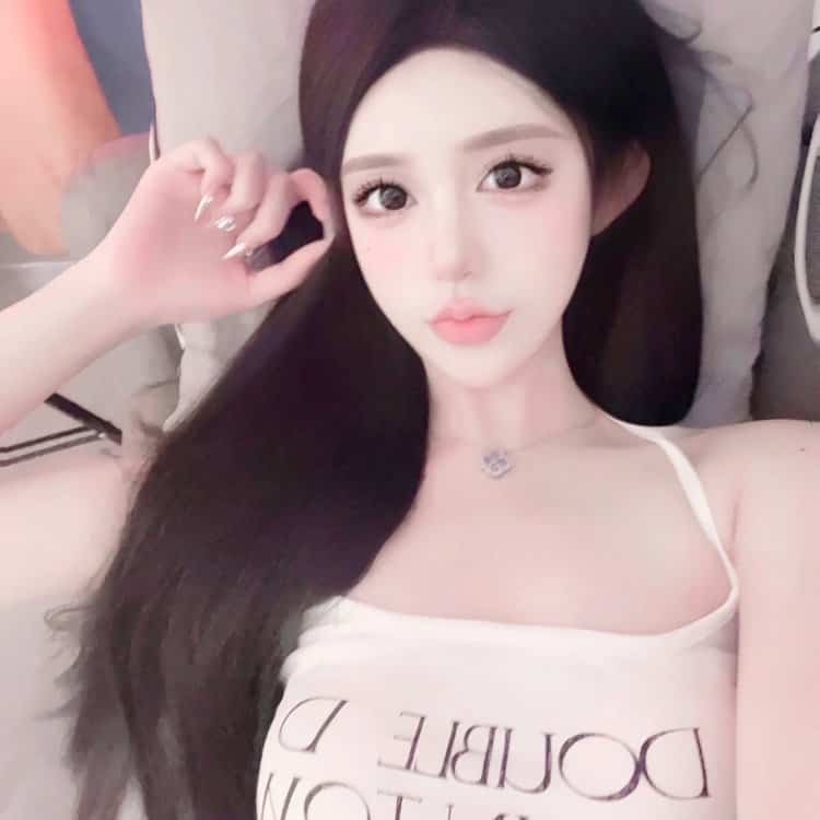 纯欲高级质感ins风氛围感很强的真人照片女头 高颜值女生微信头像_19