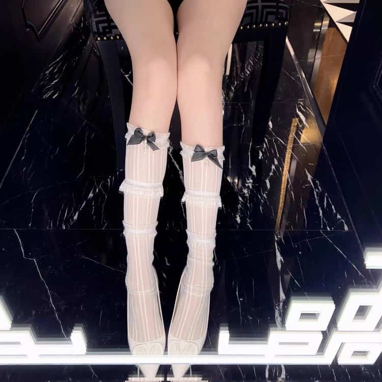 招桃花男生喜欢的女生性感部位头像 ins风不太正经半身像女头_9
