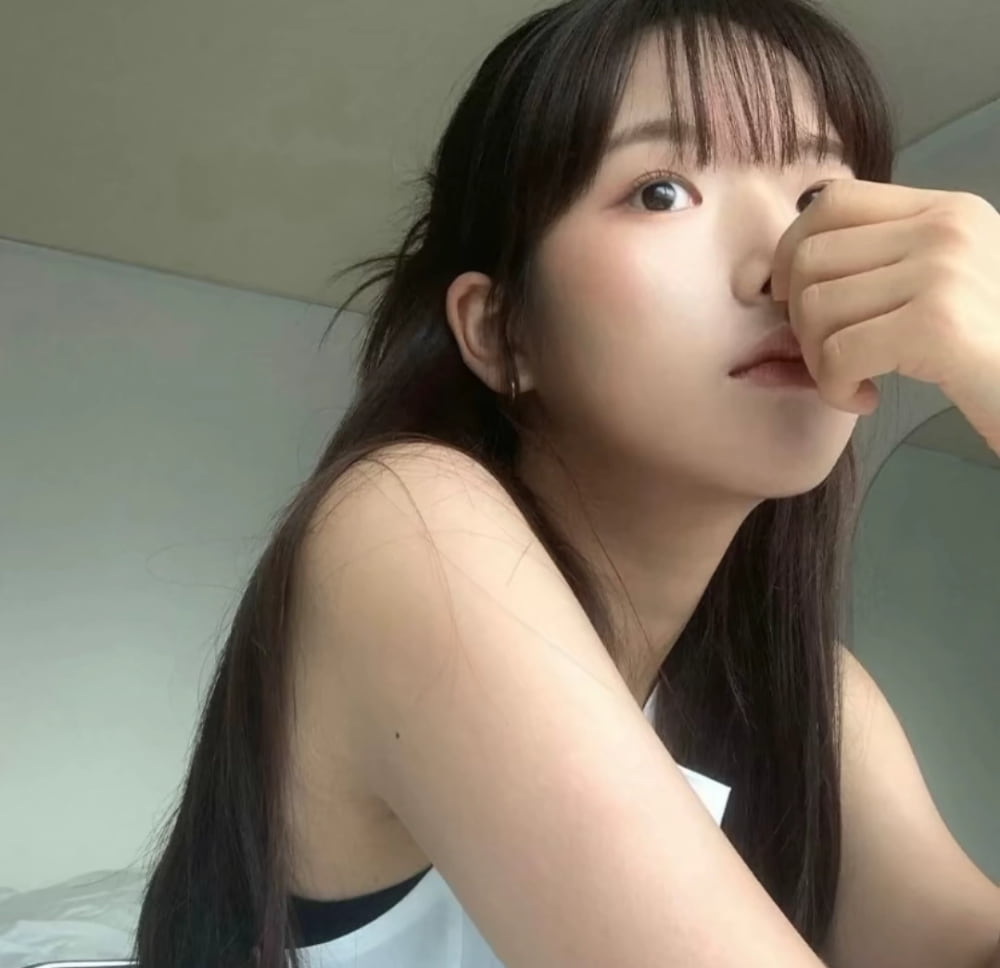 温柔阳光干净的可爱微信女生头像_12
