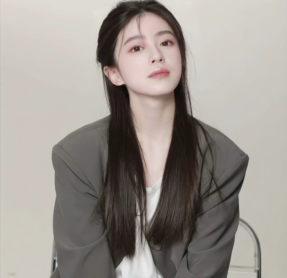 温柔阳光干净的可爱微信女生头像_17