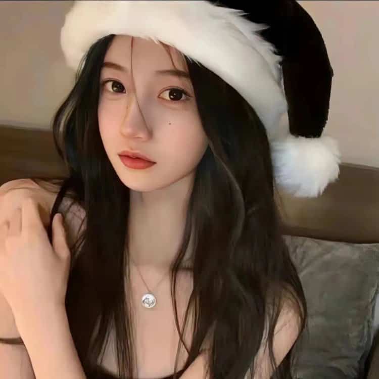 浪漫唯美治愈系真人照片女生头像 慵懒偏冷淡风微信女头_12