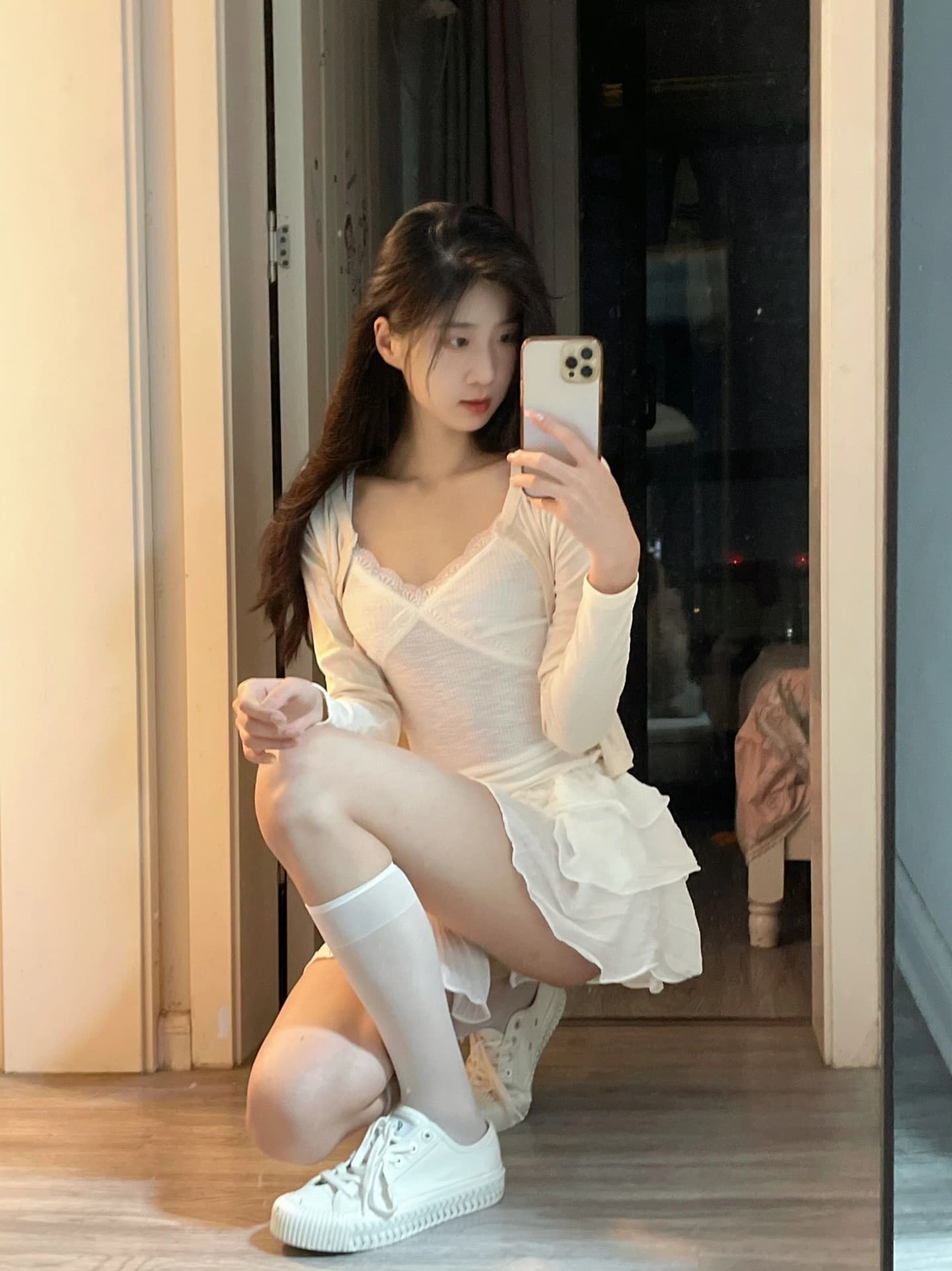 高清好看的少女图，超仙清新淡雅少女图片_1