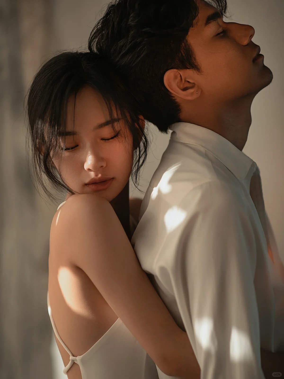 见三次面可以拉手表白吗?见三次面可以发展到什么程度?_6