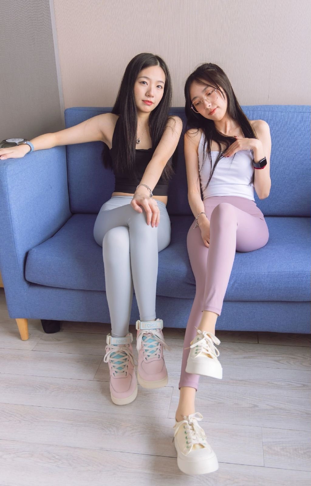 十个眼镜九个骚女生图片_3