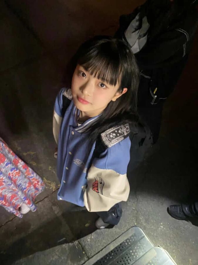 NewJeans成员Hanni范玉欣自拍生活照女生微信头像高清图_12