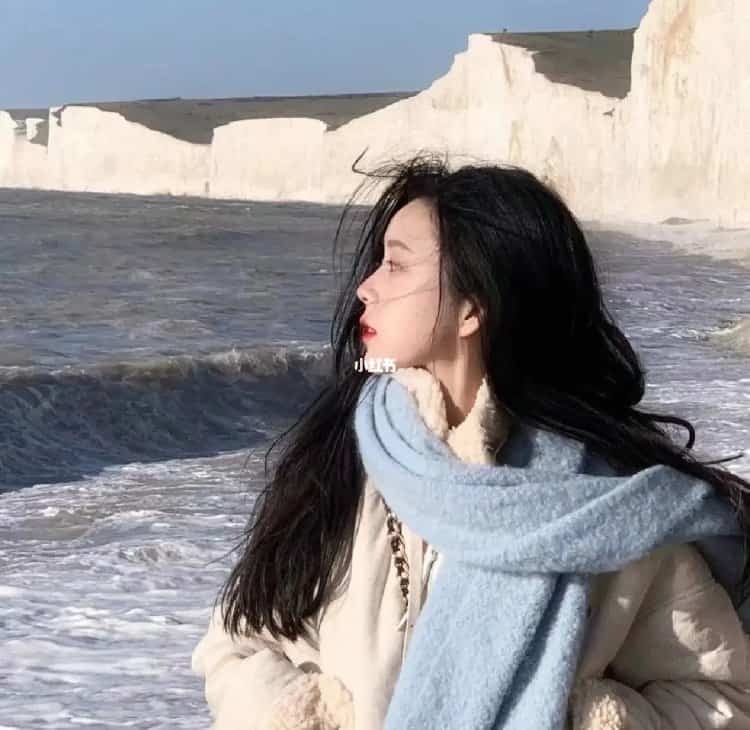真人照片清冷破碎感女生头像 ins高级质感小众女头_10