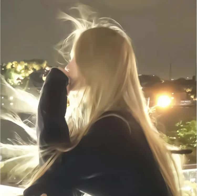 真人照片清冷破碎感女生头像 ins高级质感小众女头_12