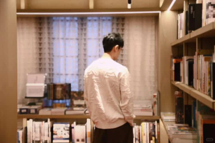 宫尚角丞磊黑色短发帅气照片男生头像 高质量氛围感男头_21