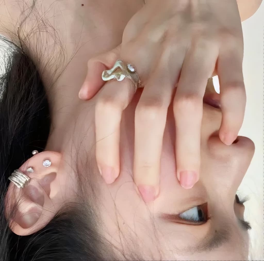 𝙒𝙚𝘾𝙝𝙖𝙩纯欲怼脸女生头像 ​​,怼脸拍很好看的女生头像_5