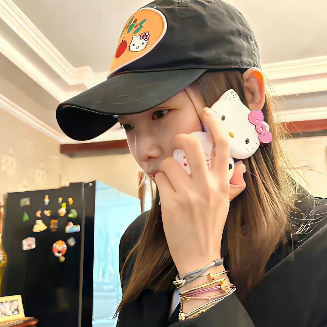 𝙒𝙚𝘾𝙝𝙖𝙩纯欲怼脸女生头像 ​​,怼脸拍很好看的女生头像_16