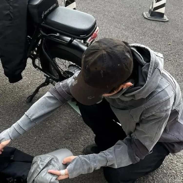 高级小众自由感真人男生头像 一看就是帅哥的优质男头_21
