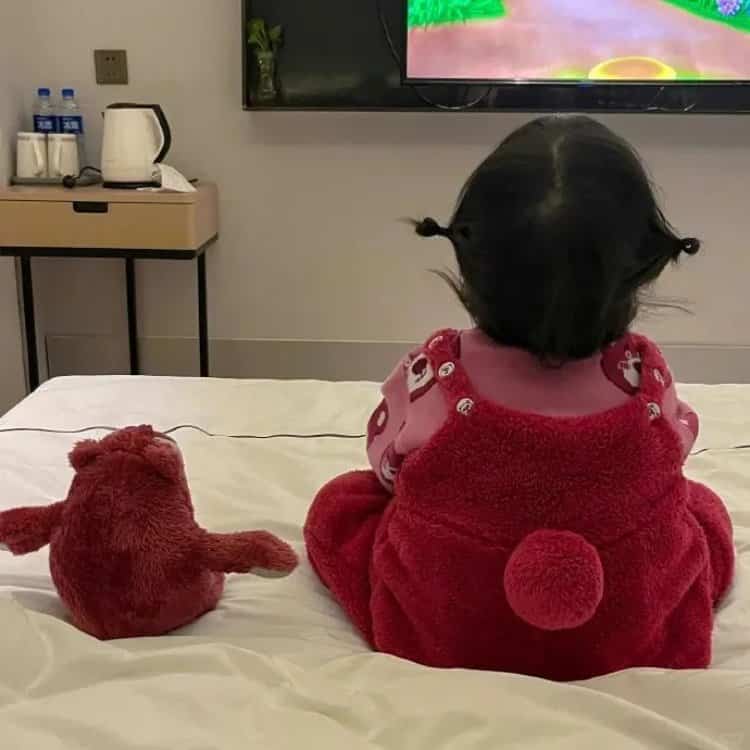 可爱萌萌哒小女孩真人照片女生头像 可爱又不幼稚的女头_2