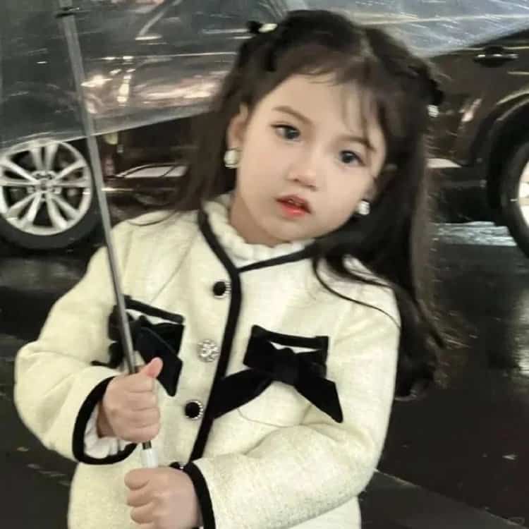 可爱萌萌哒小女孩真人照片女生头像 可爱又不幼稚的女头_5