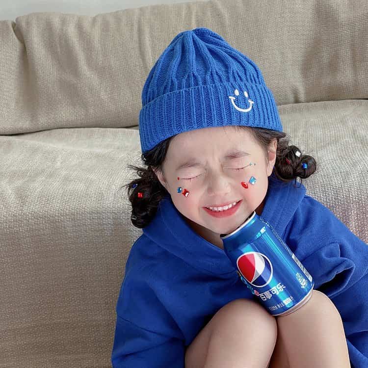 可爱萌萌哒小女孩真人照片女生头像 可爱又不幼稚的女头_13
