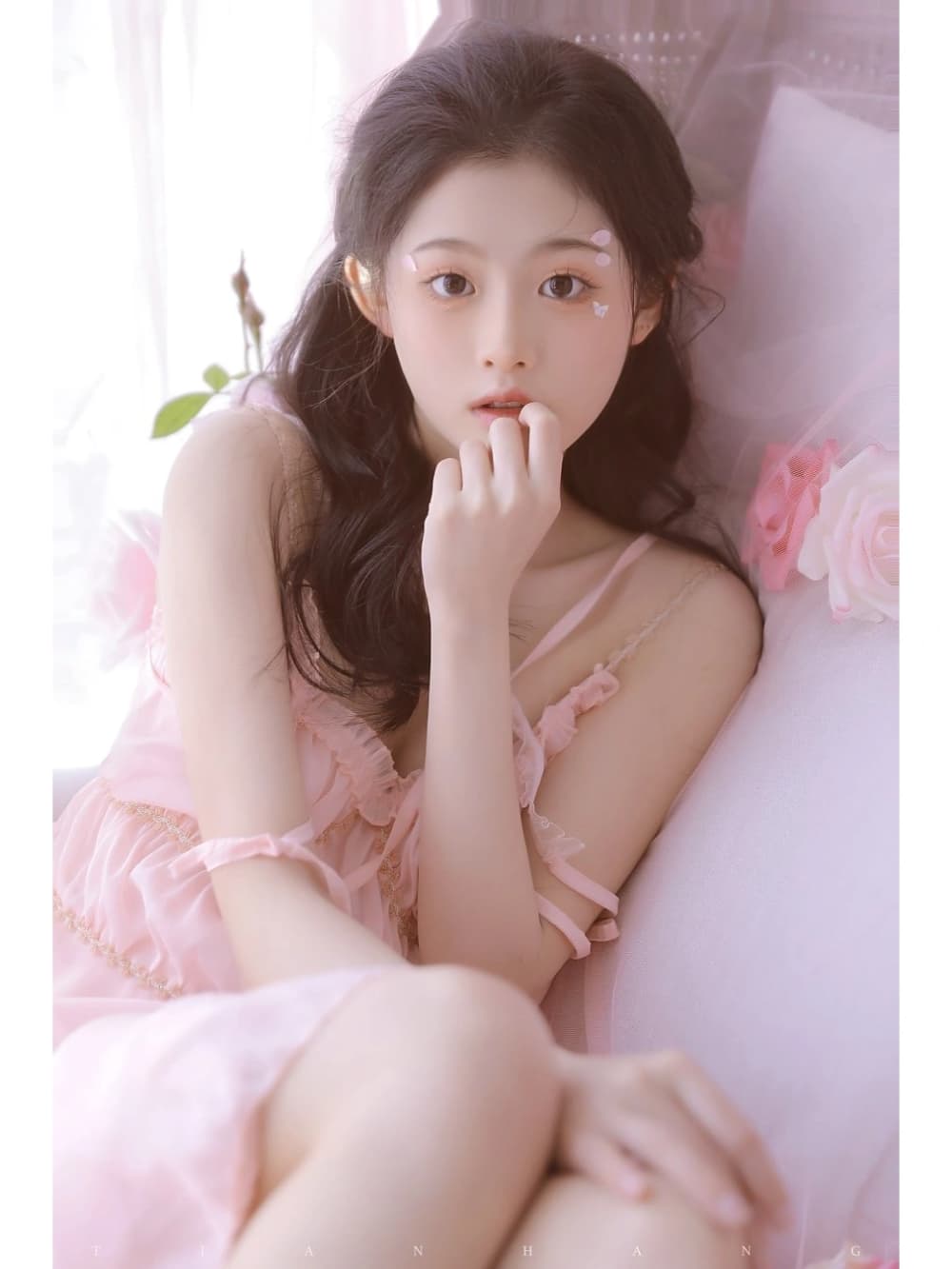 小小花蕾深处绽放的花朵公主梦写真_3