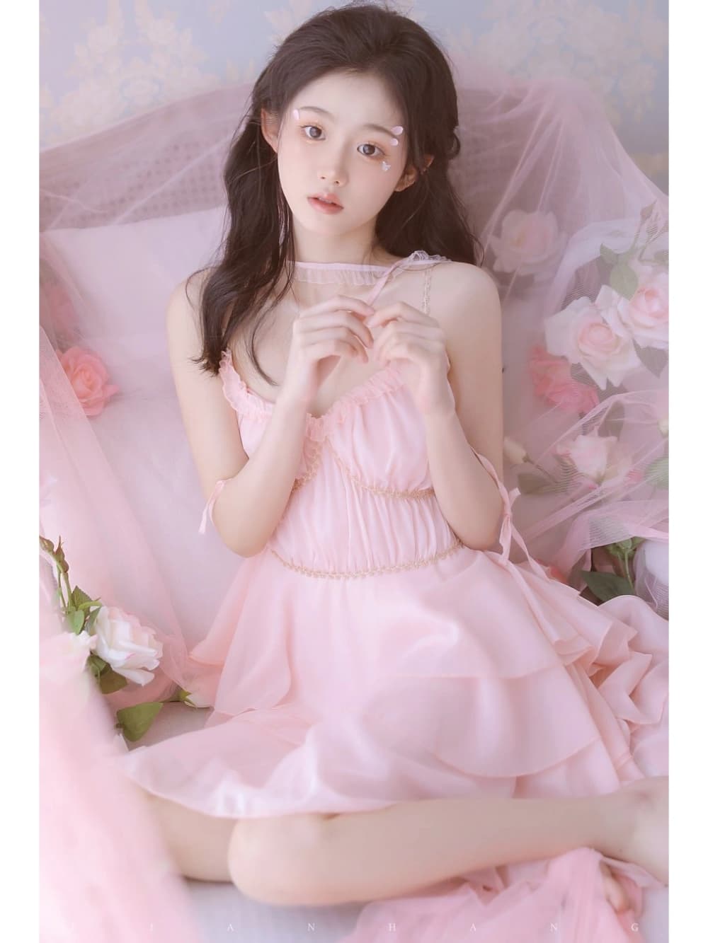 小小花蕾深处绽放的花朵公主梦写真_4