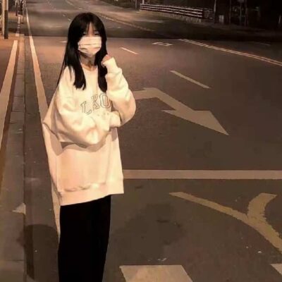 孤独氛围感emo微信头像 满是遗憾无奈的真人女生头像