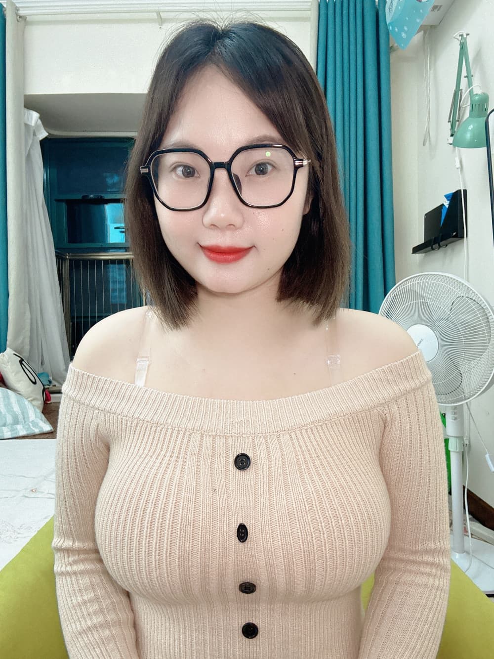 为什么有人说微胖女生是水娃？看图你就懂了！_1