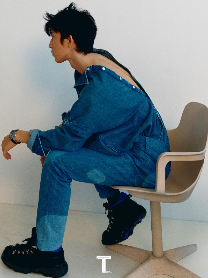 井柏然衣服反穿，井柏然反穿衣写真图片_2