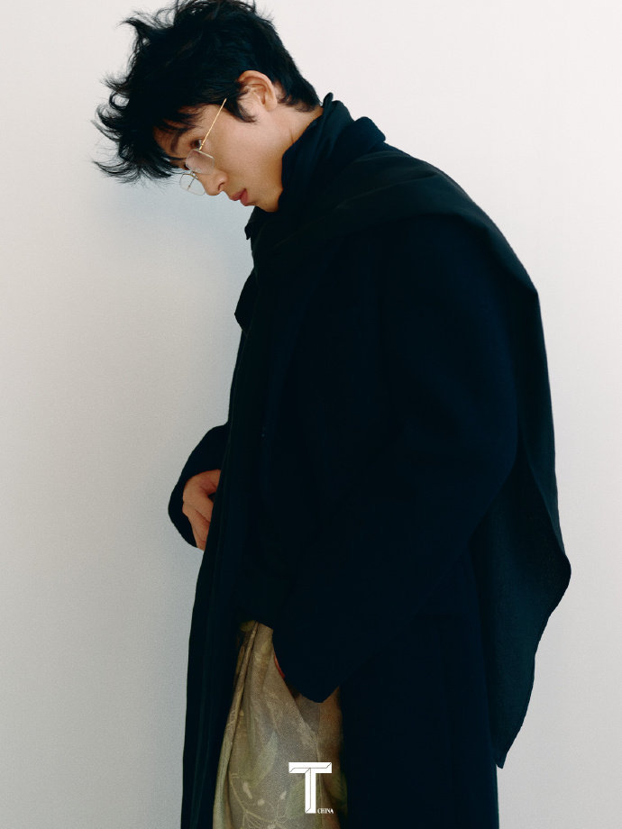 井柏然衣服反穿，井柏然反穿衣写真图片_6