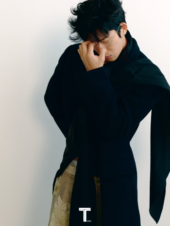 井柏然衣服反穿，井柏然反穿衣写真图片_8