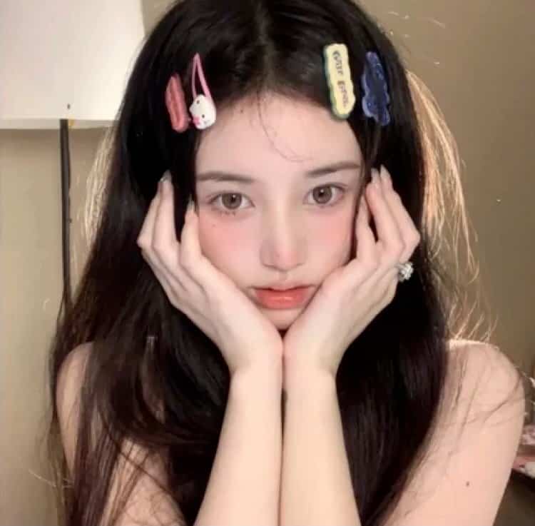 低调耐看不容易被发现的真人情头 隐秘又高级情侣头像_7