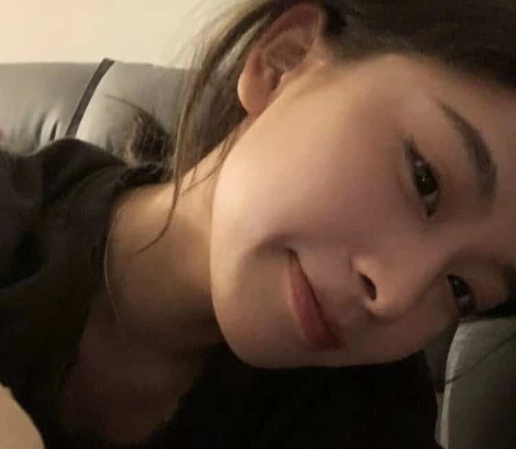低调耐看不容易被发现的真人情头 隐秘又高级情侣头像_32