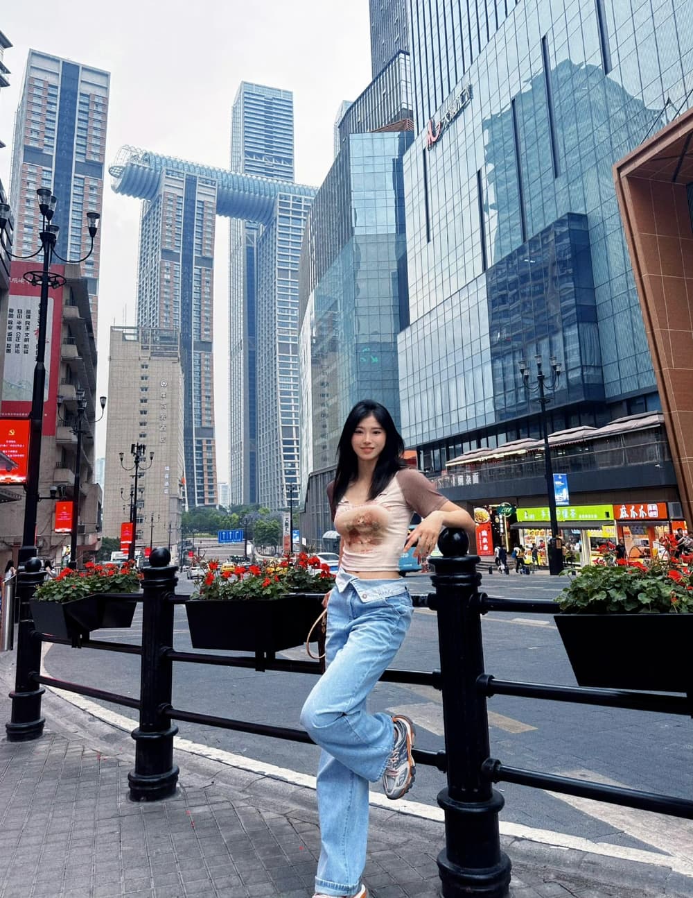 吴艳妮生活照图片,是个气质美女！_6