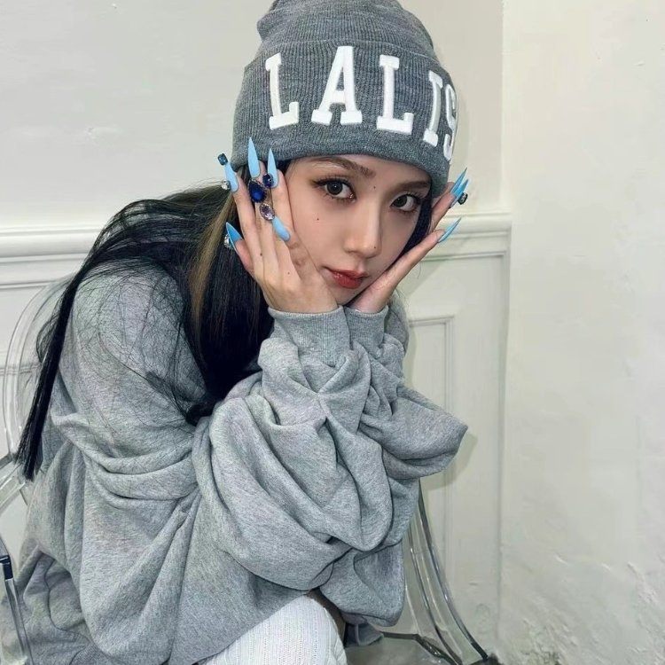 jisoo金智秀绝美神仙图头像 女生喜欢的明星微信头像_7