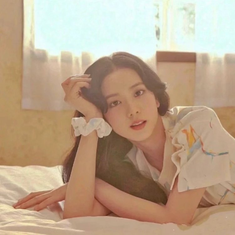 jisoo金智秀绝美神仙图头像 女生喜欢的明星微信头像_11